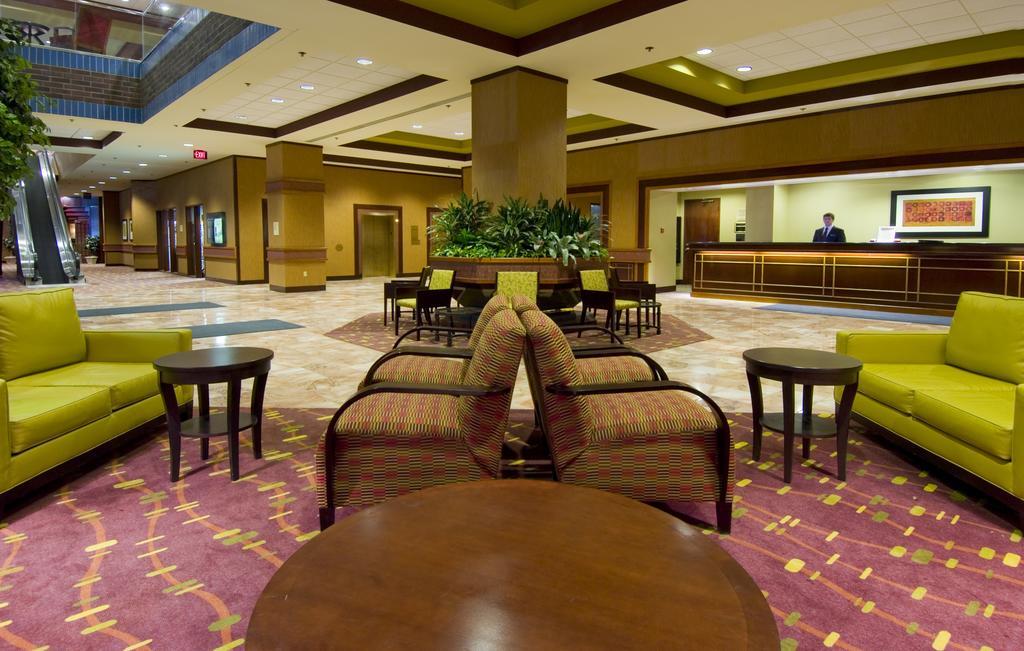 Doubletree By Hilton Lansing Hotel Interior foto